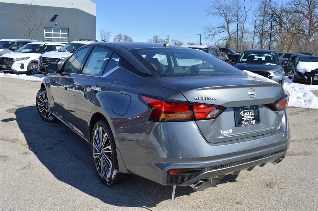 new 2025 Nissan Altima car, priced at $33,369