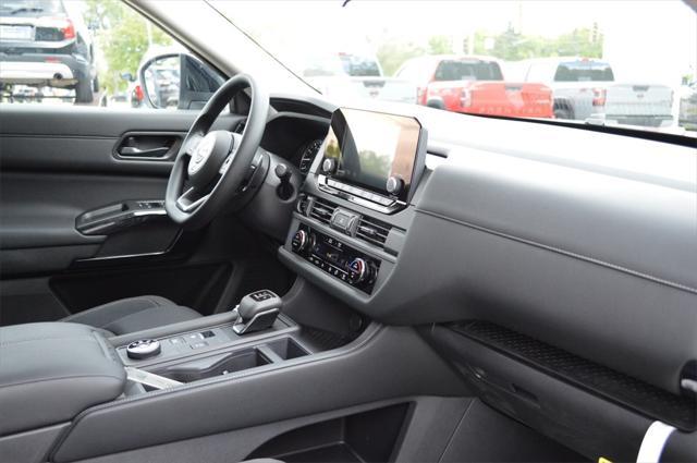 new 2025 Nissan Pathfinder car, priced at $38,184