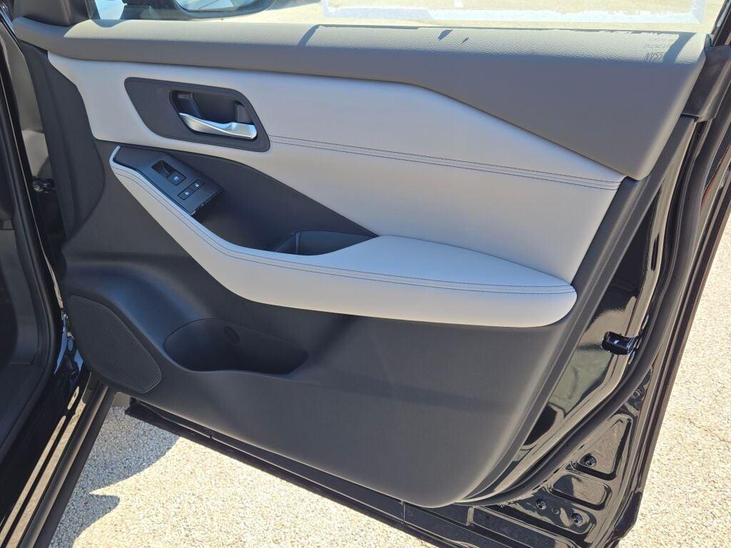 new 2025 Nissan Rogue car