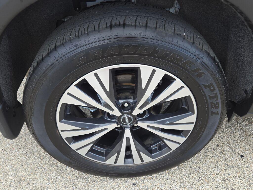 used 2023 Nissan Rogue car, priced at $23,787