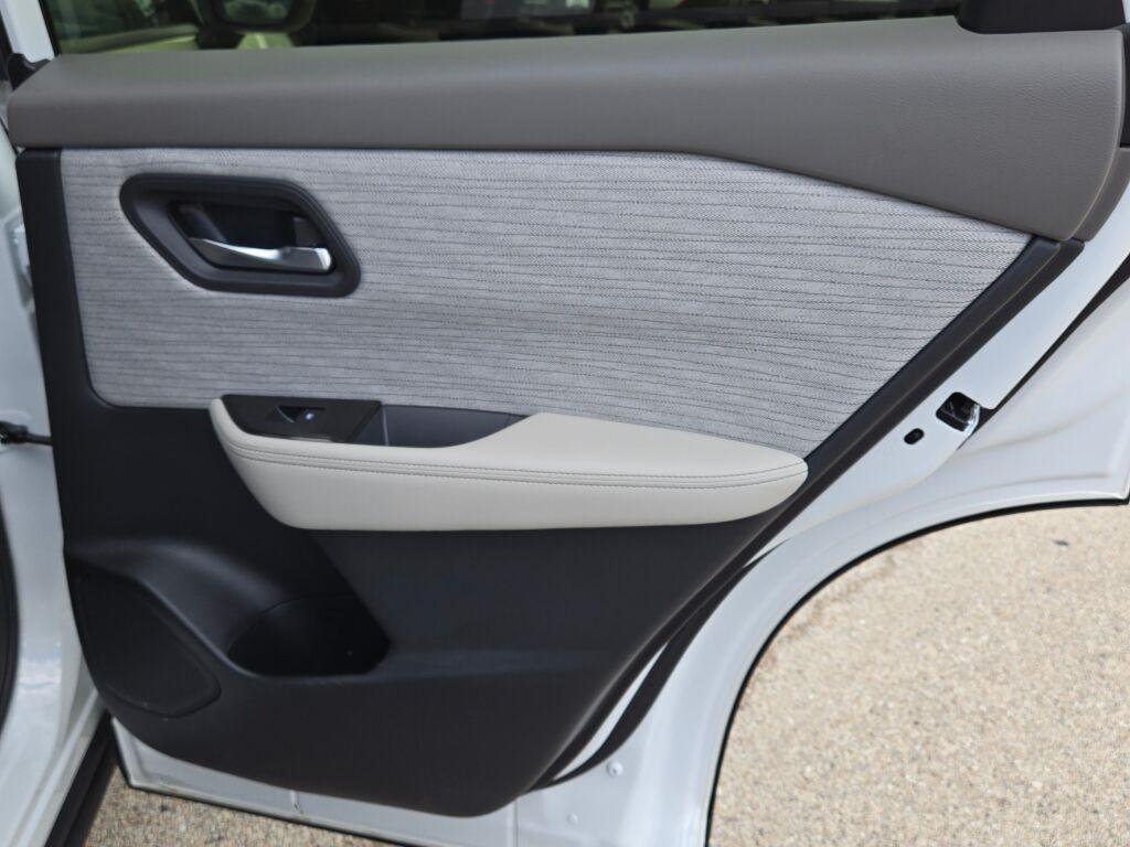 used 2023 Nissan Rogue car, priced at $23,787