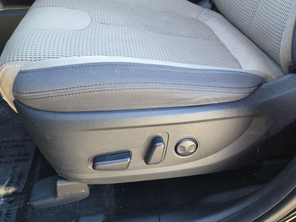 used 2022 Hyundai Santa Fe car, priced at $20,787