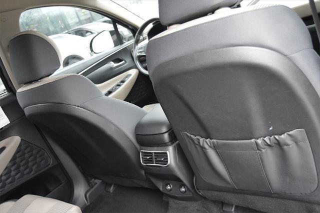 used 2022 Hyundai Santa Fe car, priced at $21,871