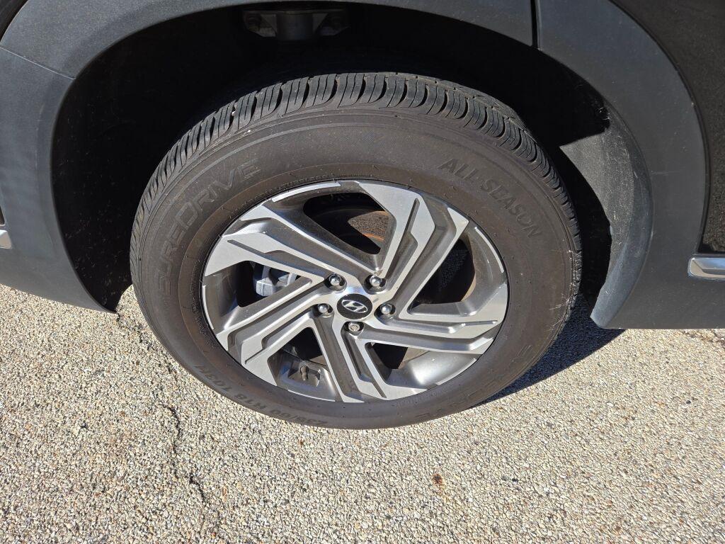 used 2022 Hyundai Santa Fe car, priced at $20,787