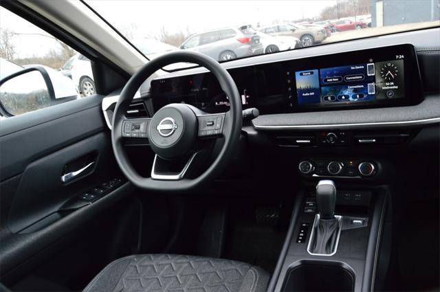 new 2025 Nissan Kicks car, priced at $23,940