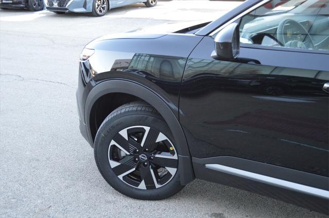 new 2025 Nissan Kicks car, priced at $23,760