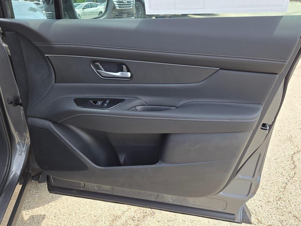 new 2025 Nissan Murano car, priced at $40,447