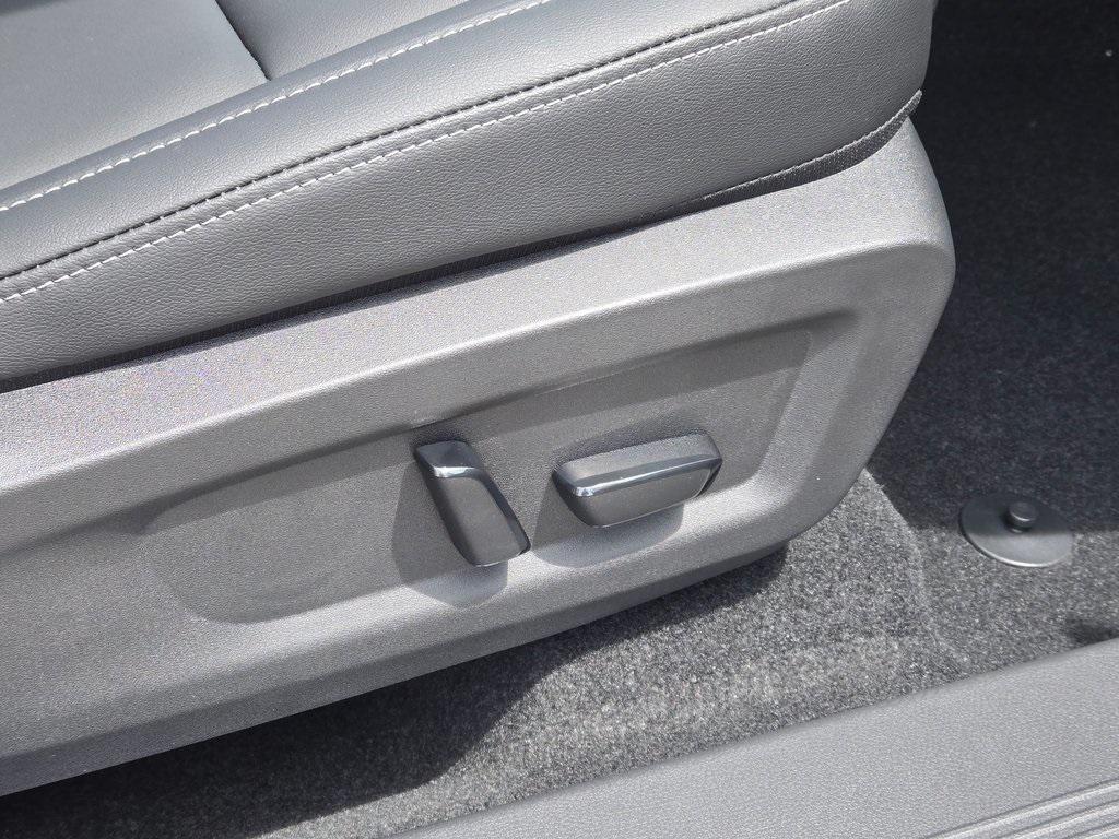 new 2025 Nissan Murano car, priced at $39,647