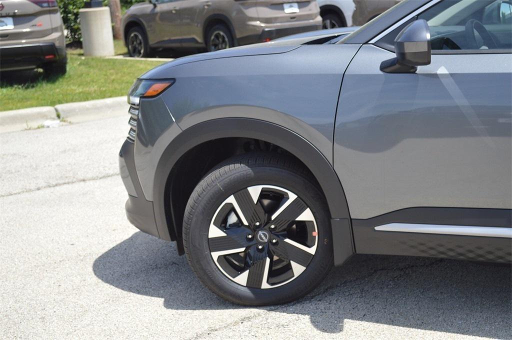 new 2025 Nissan Kicks car, priced at $22,767