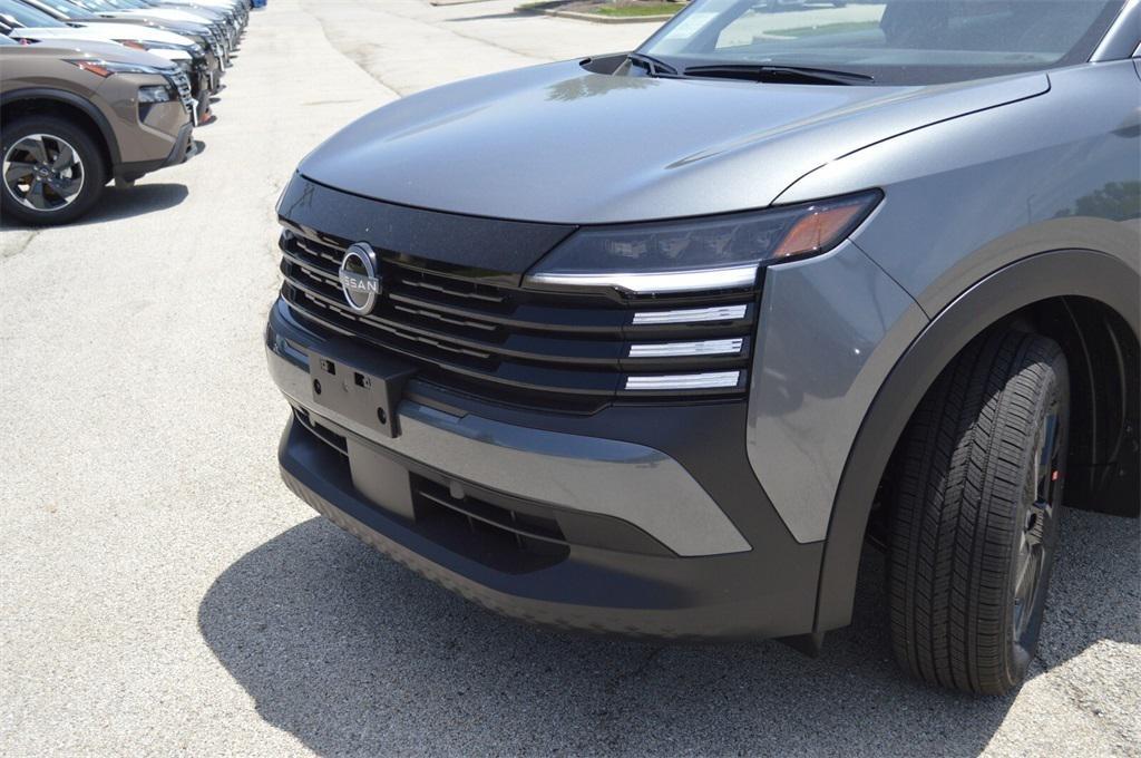 new 2025 Nissan Kicks car, priced at $22,767