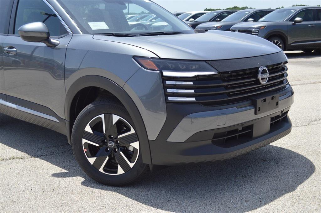 new 2025 Nissan Kicks car, priced at $22,767