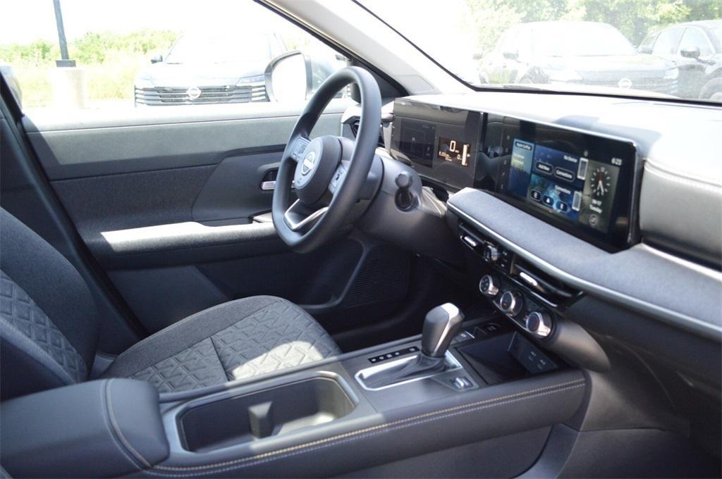 new 2025 Nissan Kicks car, priced at $22,767