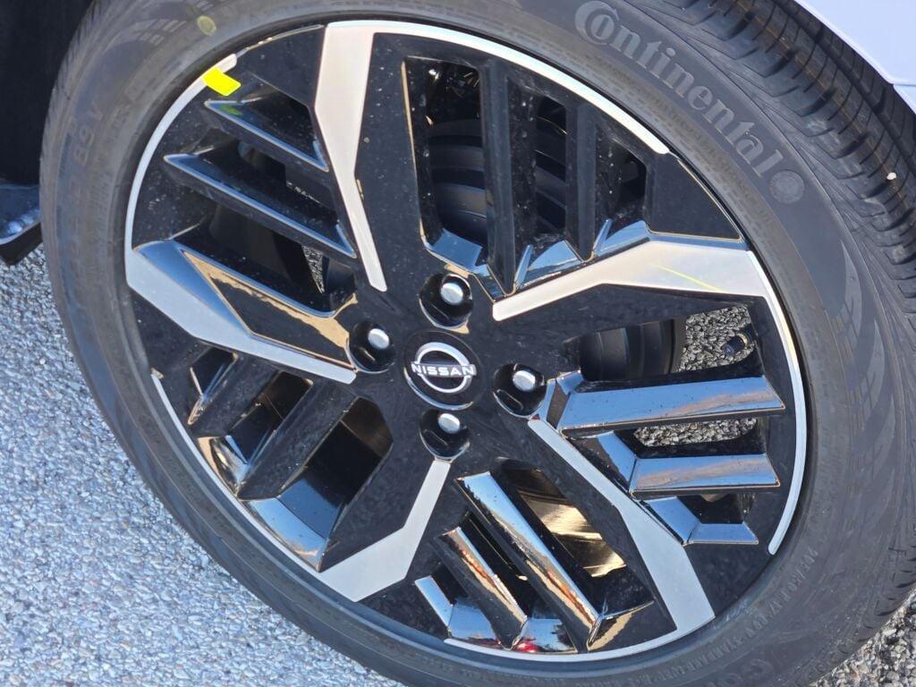 new 2025 Nissan Versa car, priced at $19,500