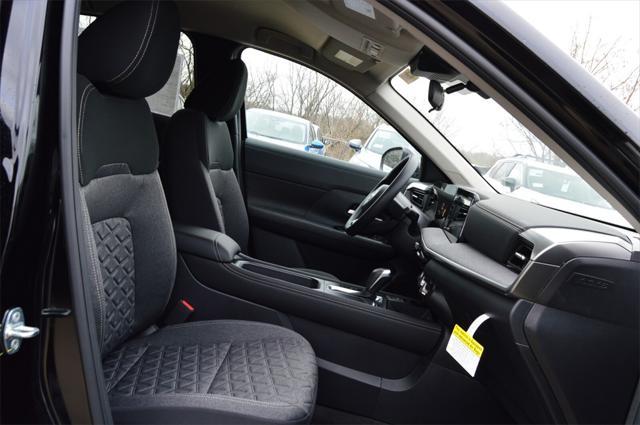 new 2025 Nissan Kicks car, priced at $23,760