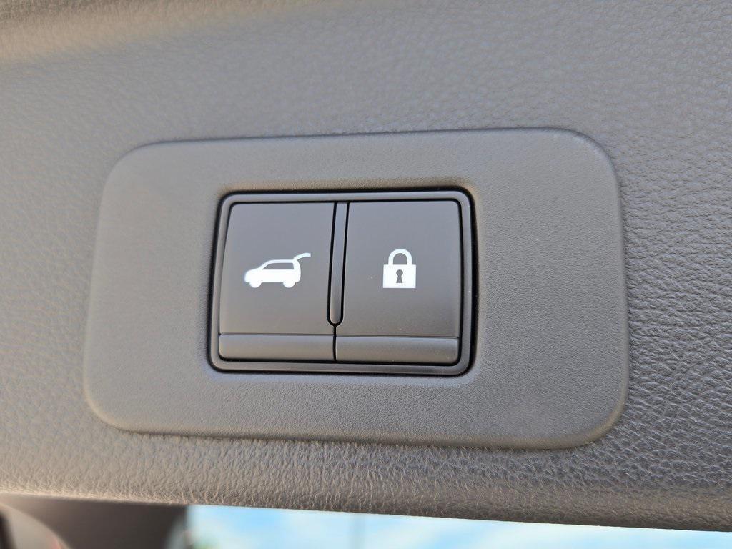 new 2025 Nissan Murano car, priced at $40,051
