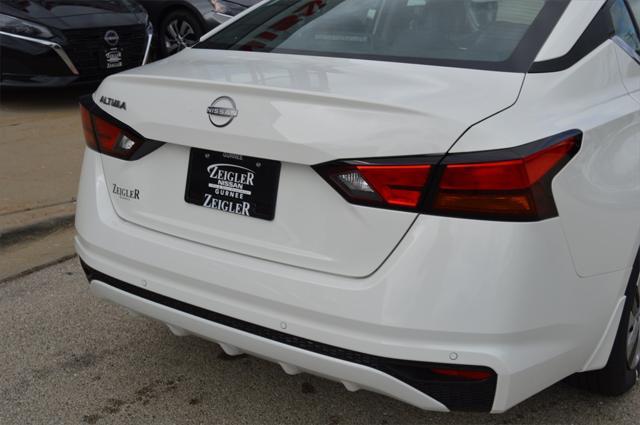 new 2025 Nissan Altima car, priced at $22,800