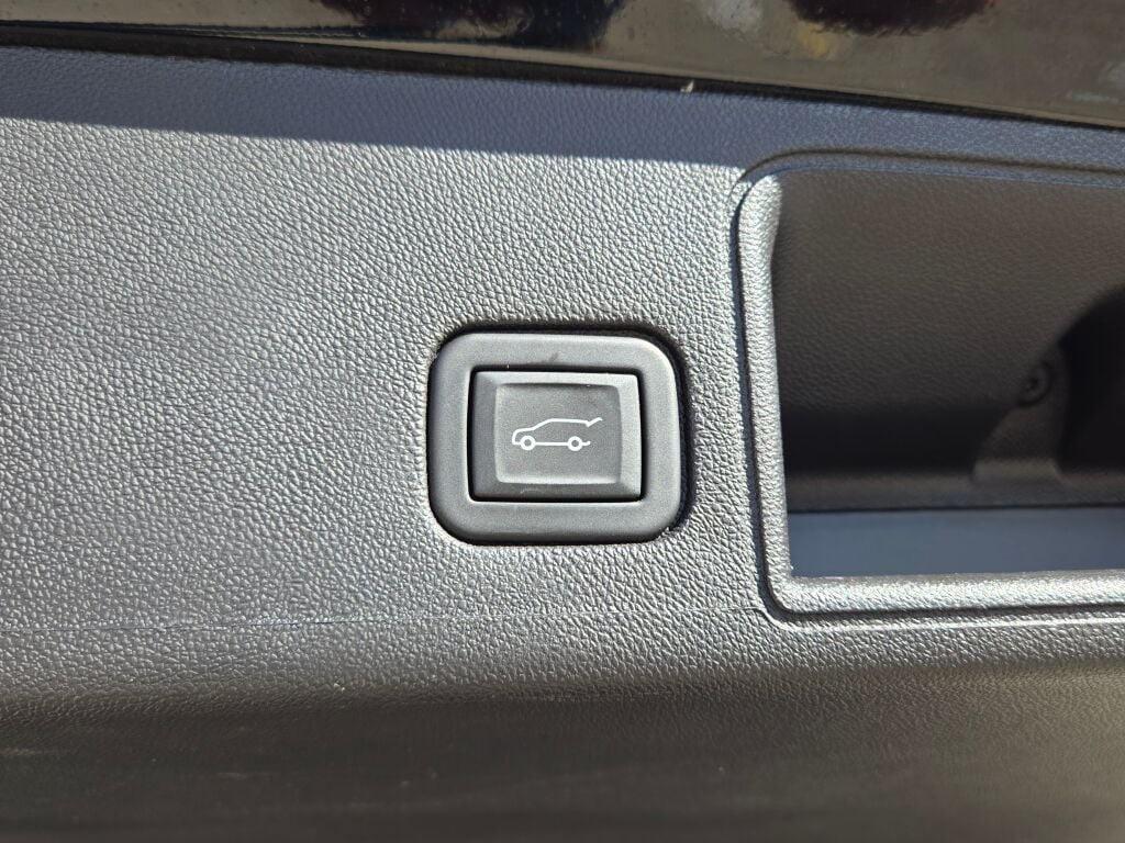 used 2024 GMC Terrain car, priced at $22,997