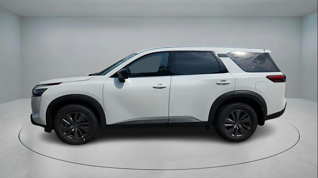 new 2025 Nissan Pathfinder car, priced at $35,336
