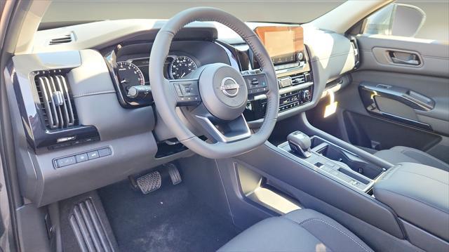 new 2025 Nissan Pathfinder car, priced at $37,966