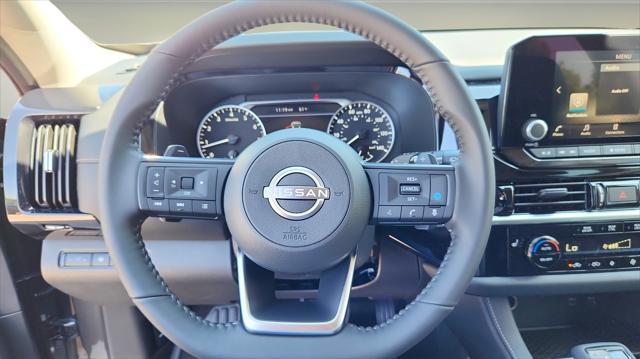 new 2025 Nissan Pathfinder car, priced at $37,966