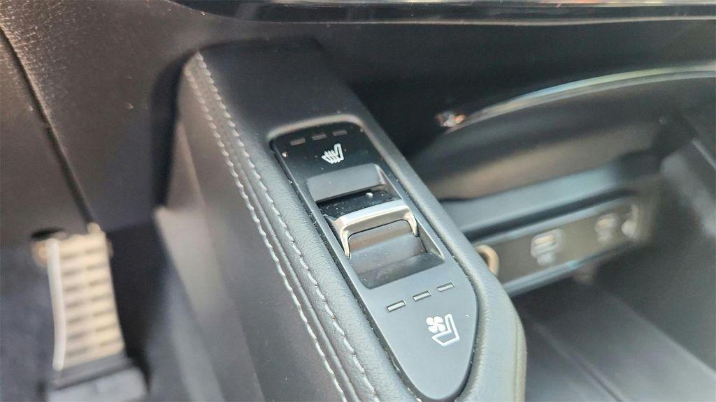 used 2024 Kia Telluride car, priced at $38,755
