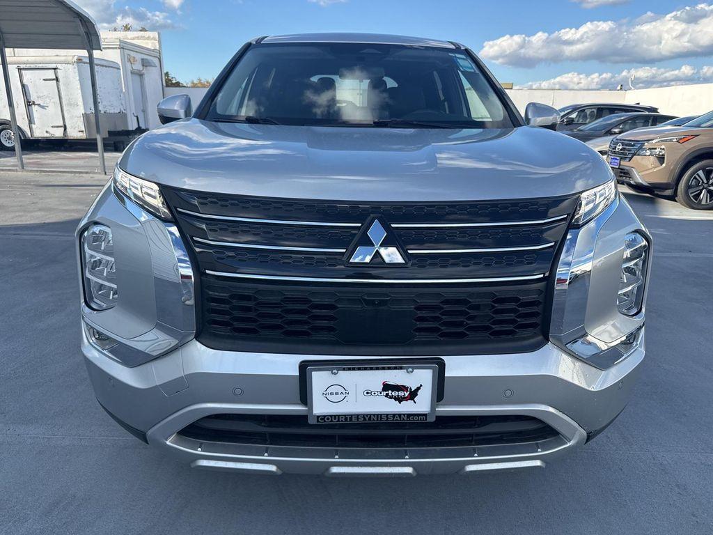 used 2024 Mitsubishi Outlander car, priced at $23,799