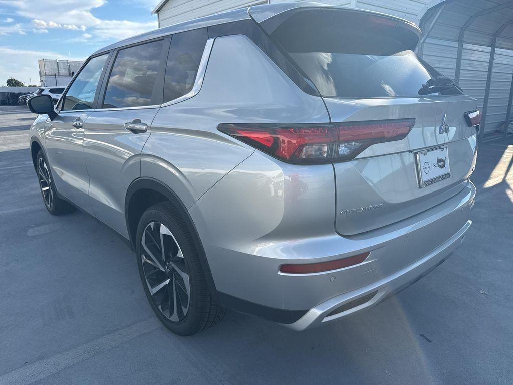 used 2024 Mitsubishi Outlander car, priced at $23,799