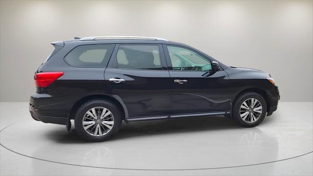 used 2019 Nissan Pathfinder car, priced at $17,598