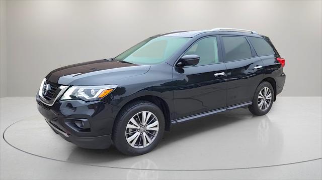 used 2019 Nissan Pathfinder car, priced at $17,598