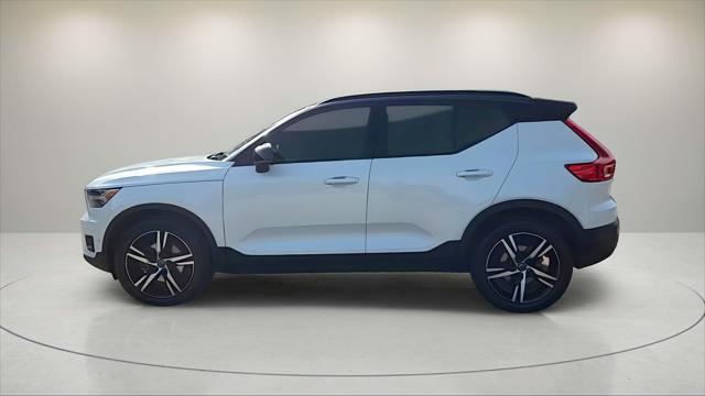 used 2022 Volvo XC40 car, priced at $24,877