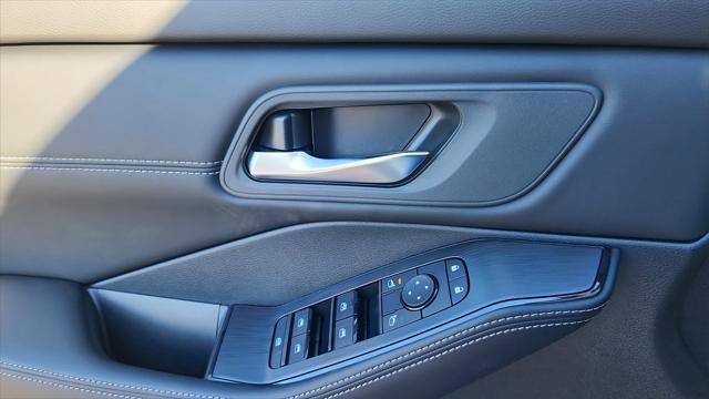 new 2025 Nissan Rogue car, priced at $32,347