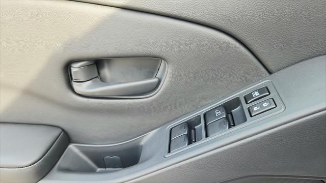 new 2025 Nissan Frontier car, priced at $31,750