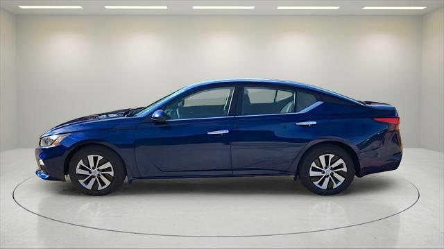 used 2022 Nissan Altima car, priced at $15,824