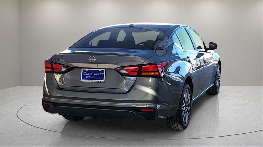 new 2025 Nissan Altima car, priced at $27,901