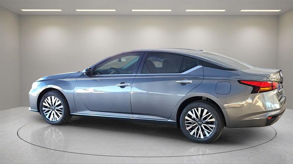 new 2025 Nissan Altima car, priced at $27,901