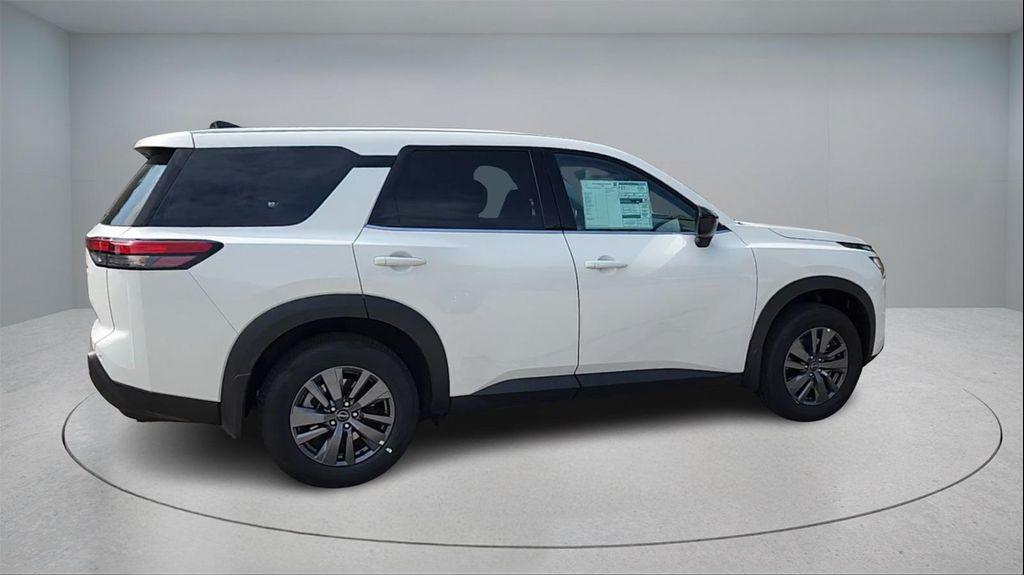 new 2025 Nissan Pathfinder car, priced at $35,441