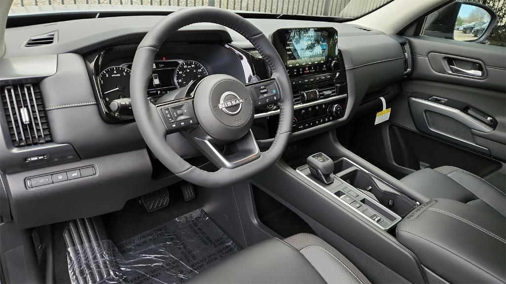 new 2024 Nissan Pathfinder car, priced at $36,545