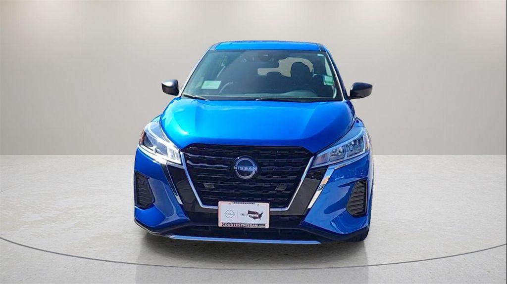 new 2025 Nissan Kicks car, priced at $21,657