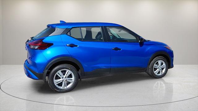 new 2025 Nissan Kicks car, priced at $22,857