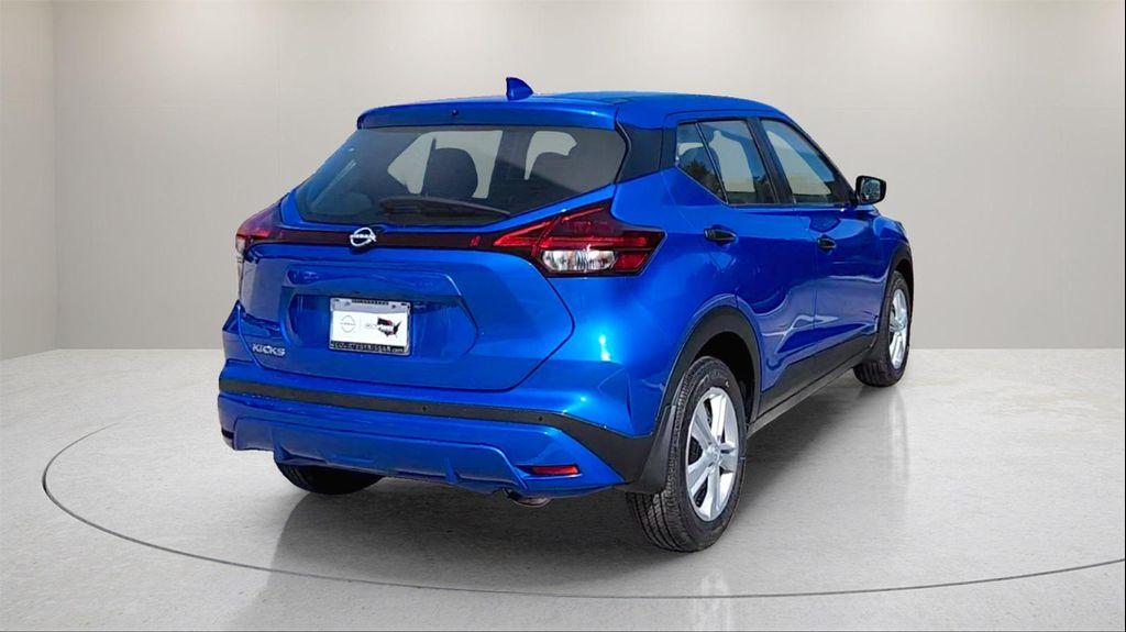 new 2025 Nissan Kicks car, priced at $21,657