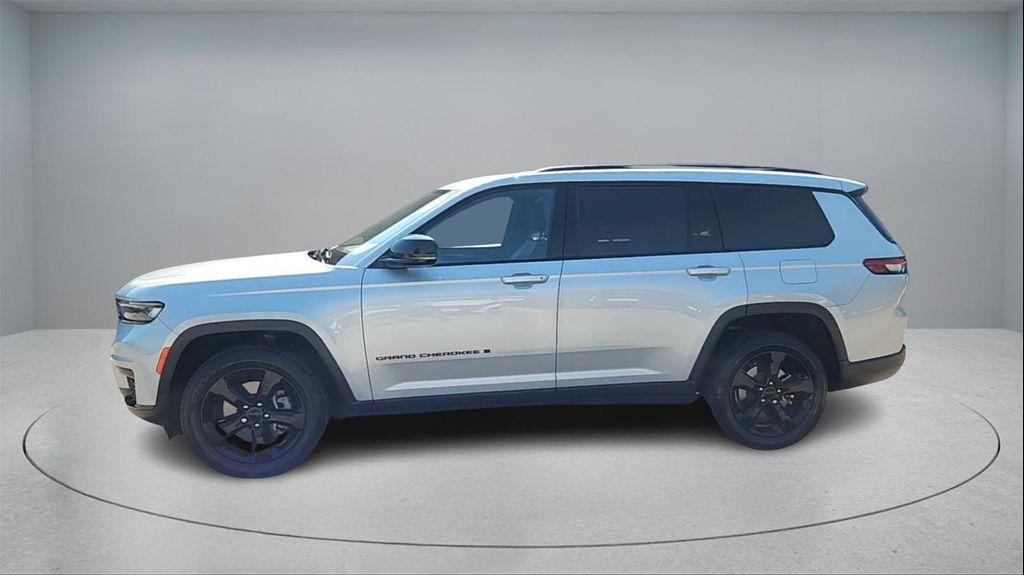 used 2022 Jeep Grand Cherokee L car, priced at $24,454