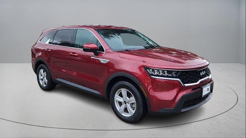 used 2023 Kia Sorento car, priced at $22,496