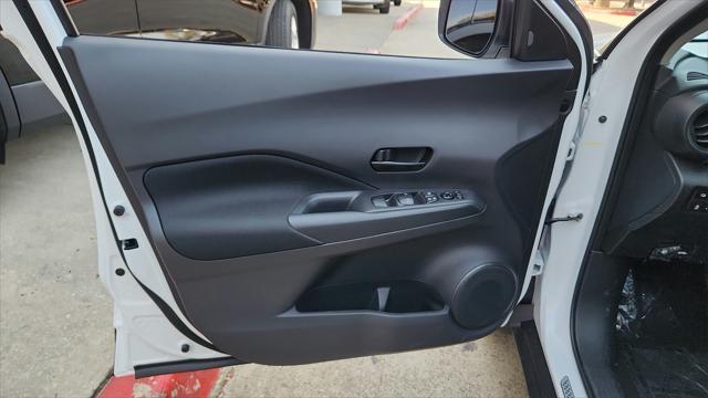new 2025 Nissan Kicks car, priced at $22,857