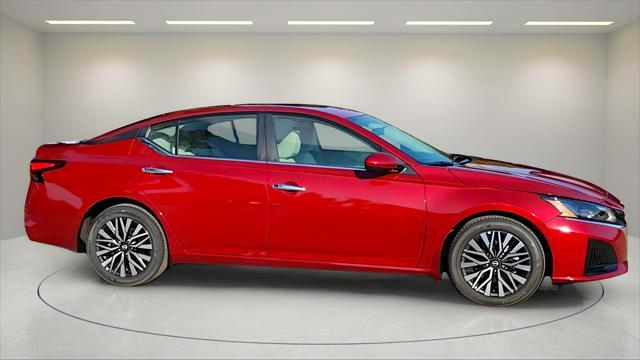 new 2025 Nissan Altima car, priced at $26,254