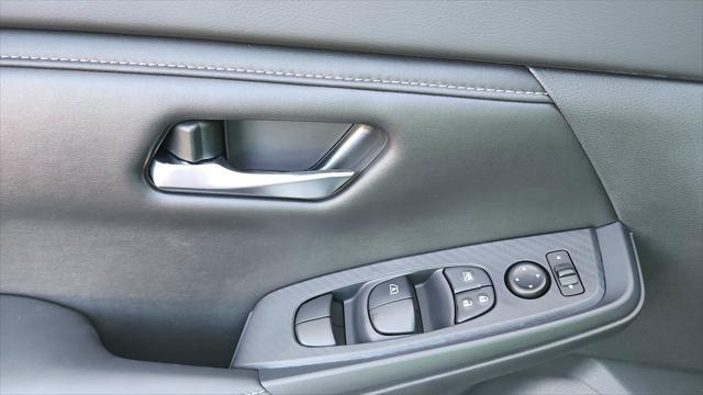 used 2025 Nissan Sentra car, priced at $21,264