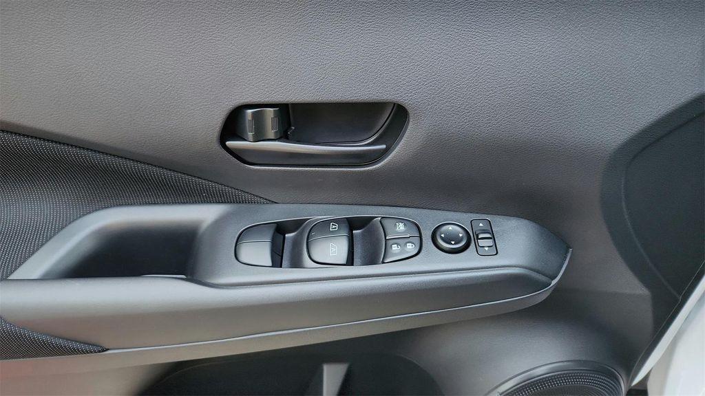 new 2025 Nissan Kicks car, priced at $21,657