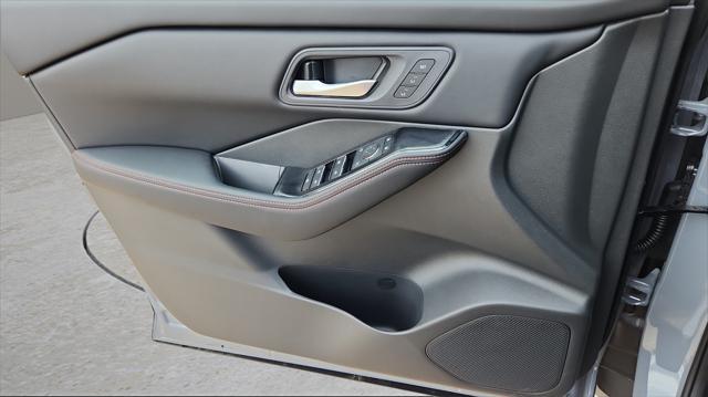 new 2025 Nissan Rogue car, priced at $33,851
