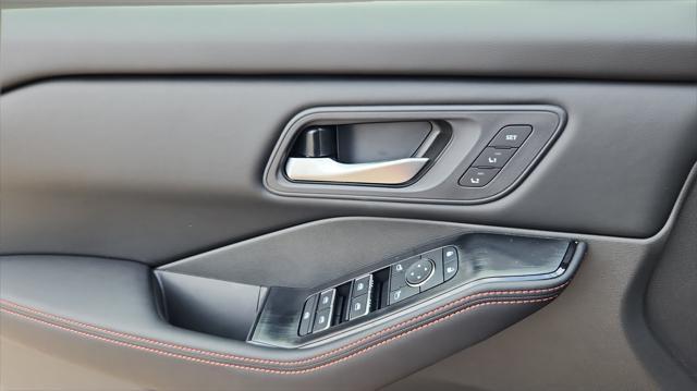 new 2025 Nissan Rogue car, priced at $33,851