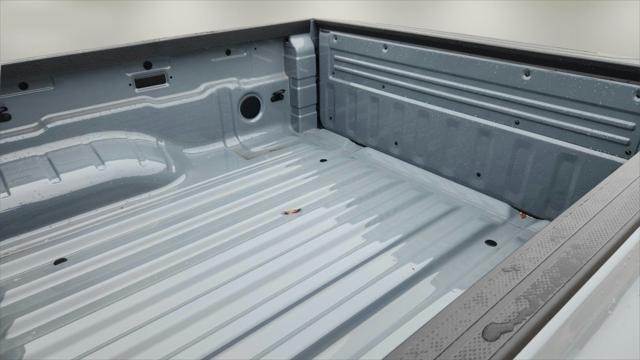 new 2025 Nissan Frontier car, priced at $40,691