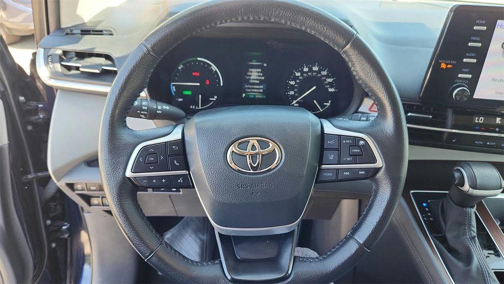 used 2023 Toyota Sienna car, priced at $35,497